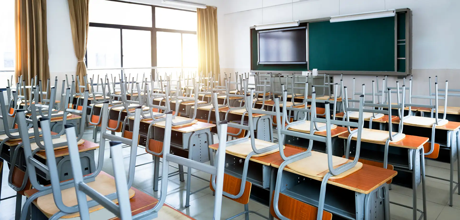 Pulizia delle scuole: organizzare interventi efficaci durante tutto l’anno